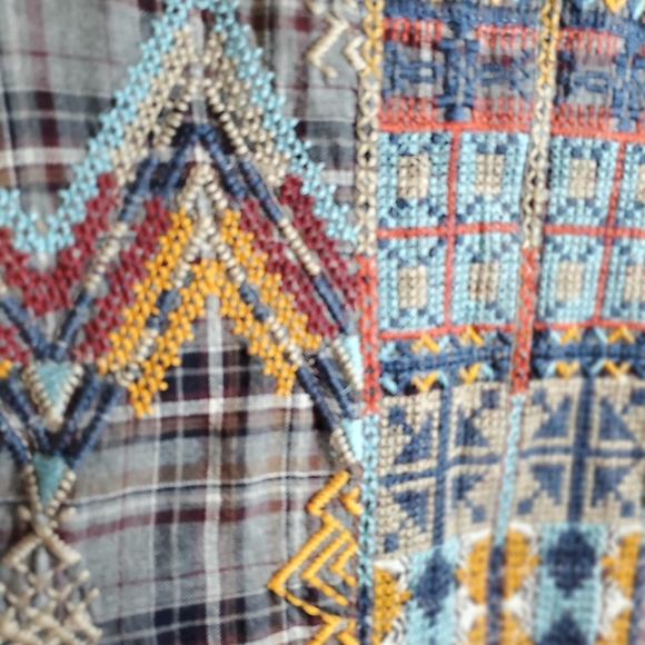 Johnny Was 3J Workshop Flannel Embroidered Tunic With Pearl Snap Buttons Size S - Picture 2 of 16